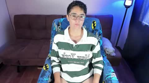 Blue online show from March 13, 3:29 pm