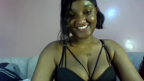 Snapshot of midnight_sexy chatting on June 26, 8:13 pm midnight_sexy online show from June 26, 8:13 pm