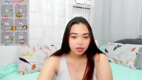 Snapshot of midnightbunny_ chatting on February 3, 4:34 pm Bunny 3 online show from February 3, 4:34 pm