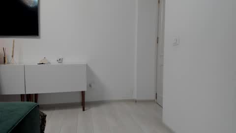 Snapshot of midnightduoxx chatting on January 6, 6:55 pm MidnightDuoxx online show from January 6, 6:55 pm