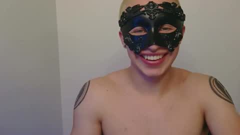 midnightmasc online show from March 28, 6:18 pm