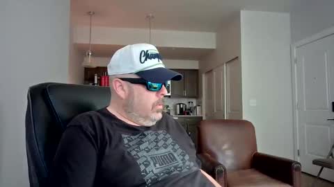 midnightmoonlight777 online show from April 22, 5:25 pm