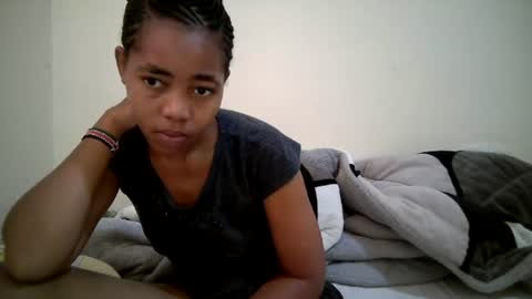 Snapshot of midnightnala chatting on July 26, 5:37 am Nala online show from July 26, 5:37 am