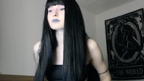 Snapshot of midnightsiren chatting on May 14, 8:37 pm midnightsiren online show from May 14, 8:37 pm