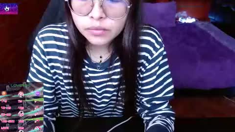 Snapshot of midoriquinn chatting on July 15, 5:51 pm Midori 7u7 online show from July 15, 5:51 pm
