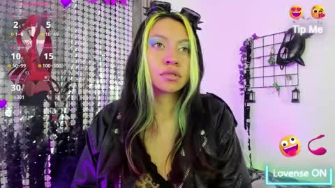 midory_ online show from November 18, 3:56 am