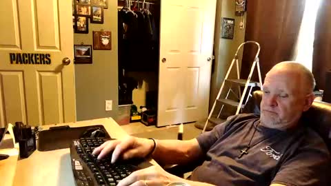 midwestdad09 online show from October 29, 6:42 pm