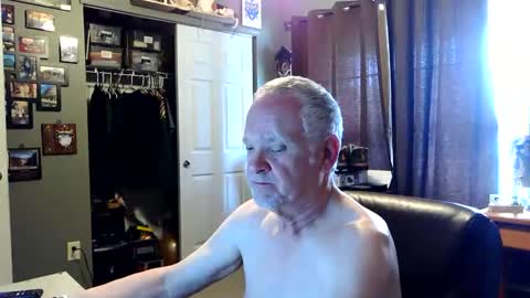 midwestdad09 online show from March 5, 6:15 pm