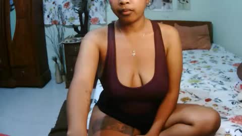 Snapshot of miel_07 chatting on May 30, 11:40 am miel_07 online show from May 30, 11:40 am