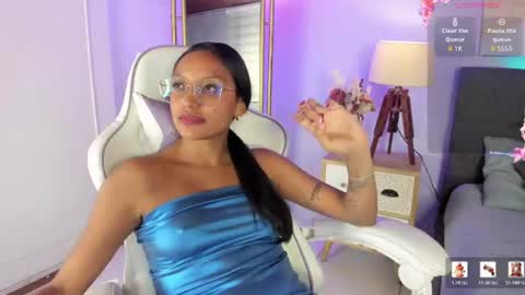 Snapshot of miel_ambar chatting on June 11, 12:32 am miel_ambar online show from June 11, 12:32 am