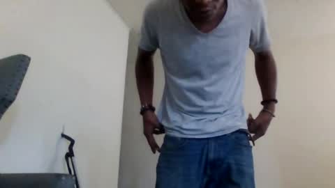 Mightymandingo online show from July 3, 6:58 pm