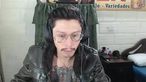 Snapshot of miguel__98 chatting on April 3, 12:36 pm Miguel Independent Model online show from April 3, 12:36 pm