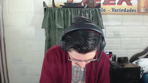 Snapshot of miguel__98 chatting on April 28, 11:59 am Miguel Independent Model online show from April 28, 11:59 am