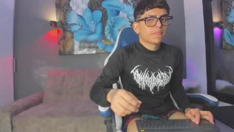 Snapshot of miguel_turqueza chatting on May 10, 11:21 pm miguel_turqueza online show from May 10, 11:21 pm