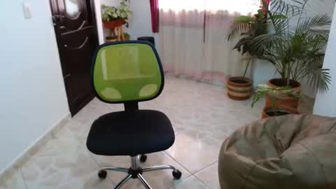 Miguel Eduardo online show from May 27, 2:58 pm