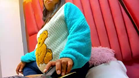 Snapshot of miha_smith chatting on August 2, 3:27 am Miha online show from August 2, 3:27 am