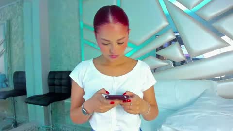 MIA 3 online show from April 5, 1:58 am