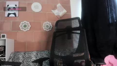 Snapshot of miia_lovve chatting on May 10, 10:59 pm miia_lovve online show from May 10, 10:59 pm