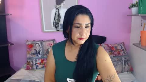Snapshot of miia_rousee_ chatting on April 30, 11:31 pm ROUSSE online show from April 30, 11:31 pm