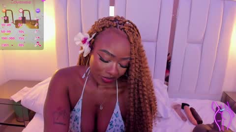 Miia Schwarz  online show from February 2, 11:00 pm