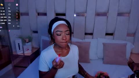 Miia Schwarz  online show from September 29, 12:21 pm