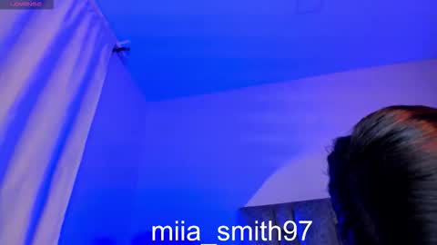 mia online show from November 25, 9:26 pm