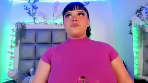 Snapshot of miia_spencer chatting on May 26, 4:19 am Mia online show from May 26, 4:19 am