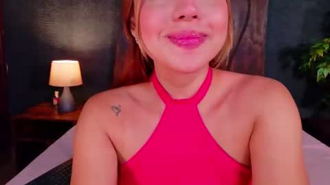 Snapshot of miia_sttone chatting on July 2, 4:35 pm miia_sttone online show from July 2, 4:35 pm