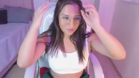 Snapshot of miia_thompson_1 chatting on July 3, 7:42 pm M I I A online show from July 3, 7:42 pm