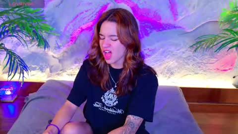 Snapshot of miiaa_cooper chatting on April 25, 4:15 pm CALL ME MIA online show from April 25, 4:15 pm