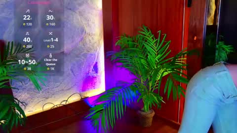Snapshot of miiaa_cooper chatting on May 8, 3:28 pm CALL ME MIA online show from May 8, 3:28 pm