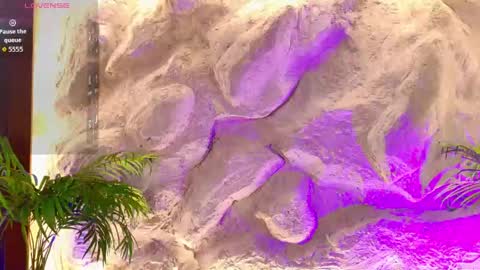 Snapshot of miiaa_cooper chatting on May 30, 4:26 pm CALL ME MIA online show from May 30, 4:26 pm