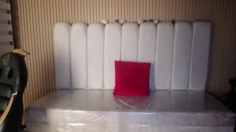 miiaa_evans1 online show from March 29, 1:00 pm