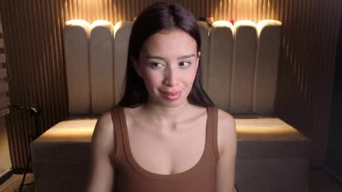 Snapshot of miiaa_evans1 chatting on April 23, 8:11 pm miiaa_evans1 online show from April 23, 8:11 pm