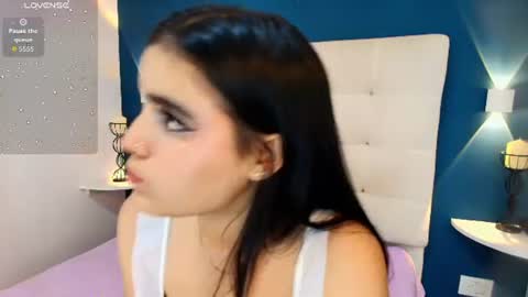 Snapshot of miiacarter_ chatting on June 14, 3:19 am MIA online show from June 14, 3:19 am