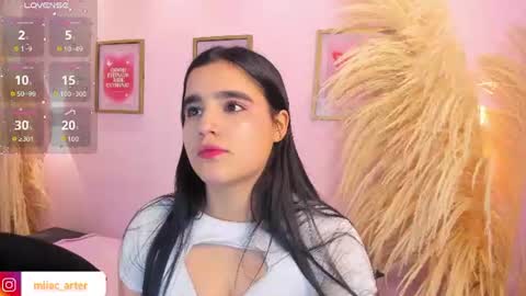 Snapshot of miiacarter_ chatting on July 16, 12:11 pm MIA online show from July 16, 12:11 pm