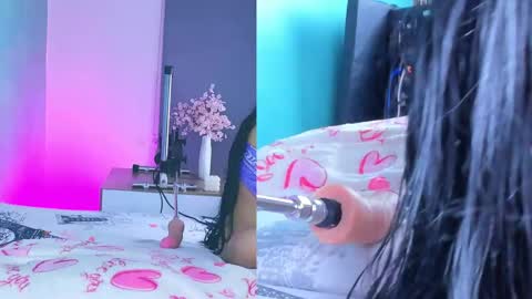 Snapshot of miiastone_cm chatting on May 24, 6:57 pm miiastone_cm online show from May 24, 6:57 pm