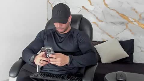 Daniel online show from September 10, 1:00 pm