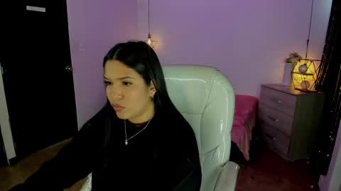 miiss_greyy online show from October 9, 11:52 am