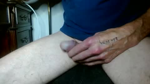 Snapshot of miister_macky chatting on October 24, 8:16 pm miister macky online show from October 24, 8:16 pm