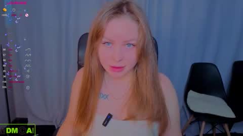 Mika online show from November 17, 2:17 am