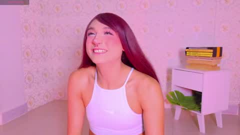 Snapshot of mika_velvet chatting on May 23, 3:05 pm mika_velvet online show from May 23, 3:05 pm