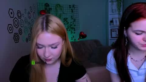 Mika online show from March 11, 8:59 pm