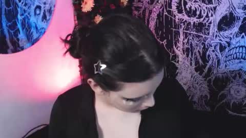 Mika online show from March 15, 9:32 pm