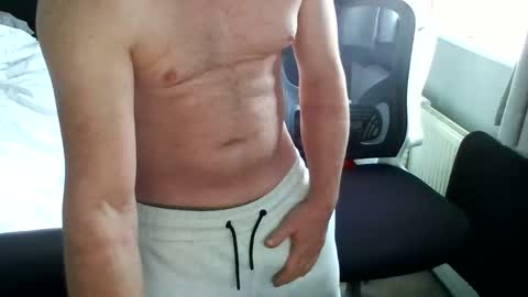 mike454084 online show from February 7, 11:36 am