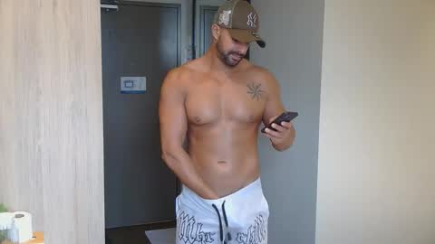 mike online show from February 26, 2:43 am