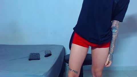 Snapshot of mike777jr chatting on April 22, 1:56 pm Mike IMDEPENDIENT MODEL online show from April 22, 1:56 pm
