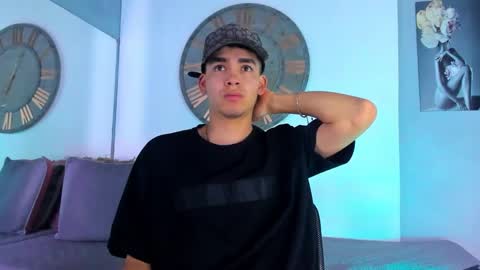 Mike 0233 online show from January 4, 3:40 am