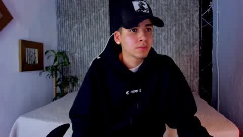 Mike 0233 online show from September 11, 4:12 am