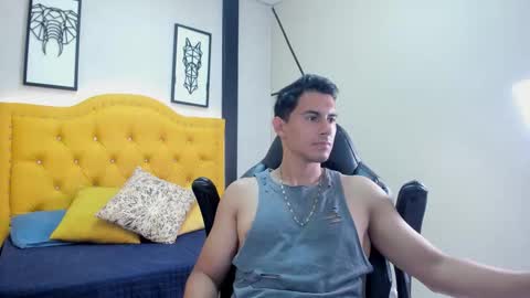 Snapshot of mike_conors chatting on March 3, 1:56 am Mike online show from March 3, 1:56 am